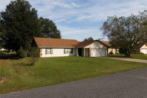 House in Ocala, Florida 3 bedrooms, 189.71 sq.m. № 2393547 - photo 5