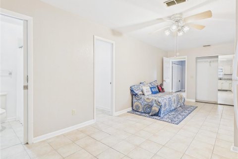 House in Ocala, Florida 3 bedrooms, 189.71 sq.m. № 2393547 - photo 23