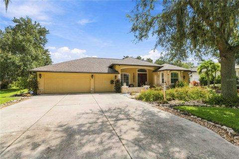 Villa ou maison à Bradenton, Floride 4 chambres, 249.44 m2 № 2375689