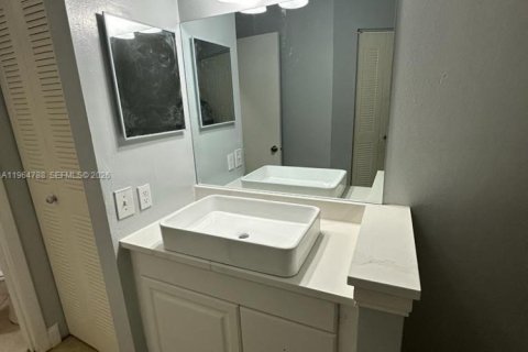 Купить кондоминиум в Санрайз, Флорида 2 спальни, 95.13м2, № 2026388 - фото 4