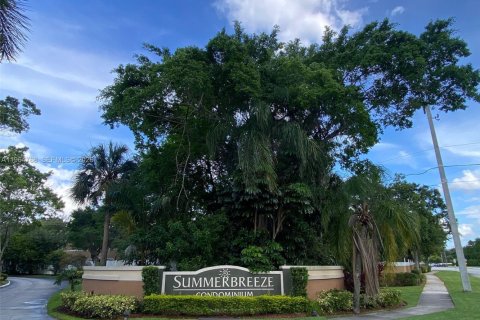 Купить кондоминиум в Санрайз, Флорида 2 спальни, 95.13м2, № 2026388 - фото 23