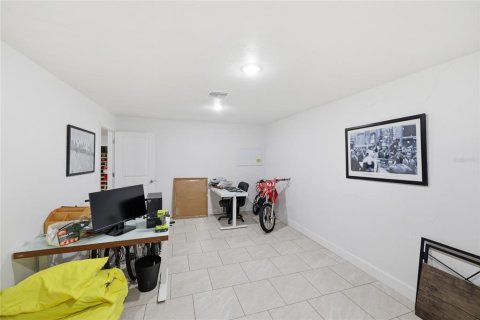 Propiedad comercial en venta en Hawthorne, Florida, 682.83 m2 № 2166649 - foto 28