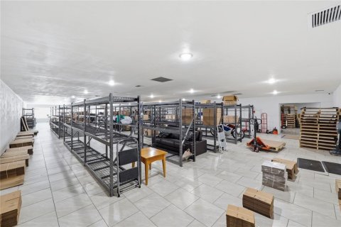 Propiedad comercial en venta en Hawthorne, Florida, 682.83 m2 № 2166649 - foto 19