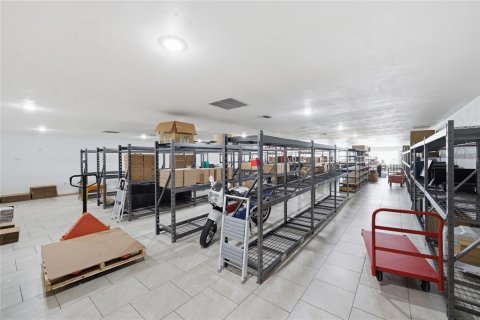 Propiedad comercial en venta en Hawthorne, Florida, 682.83 m2 № 2166649 - foto 17
