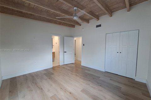 House in Fort Lauderdale, Florida 4 bedrooms, 134.52 sq.m. № 2024383 - photo 19