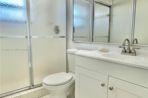 Снять в аренду кондоминиум в Дирфилд-Бич, Флорида 2 спальни, 112.04м2, № 2030295 - фото 11