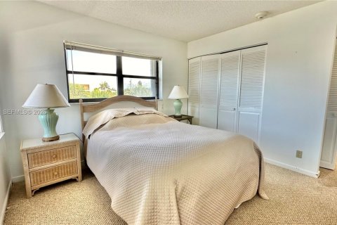 Снять в аренду кондоминиум в Дирфилд-Бич, Флорида 2 спальни, 112.04м2, № 2030295 - фото 15