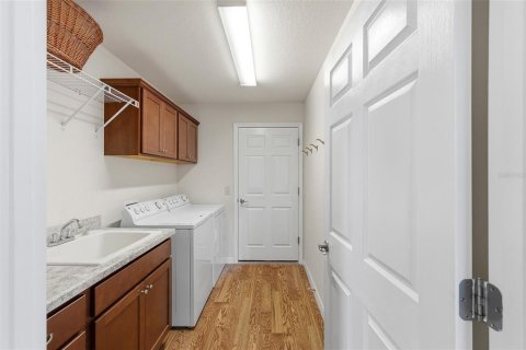 Casa en venta en The Villages, Florida, 4 dormitorios, 188.41 m2 № 2100571 - foto 18