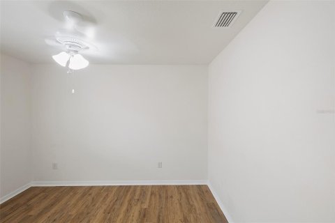 Casa en venta en The Villages, Florida, 4 dormitorios, 188.41 m2 № 2100571 - foto 30