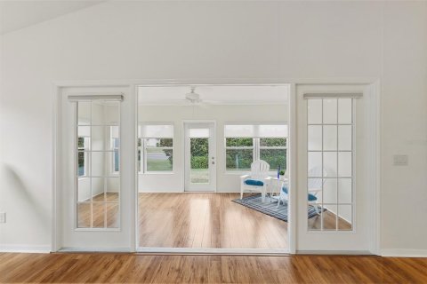 Casa en venta en The Villages, Florida, 4 dormitorios, 188.41 m2 № 2100571 - foto 9