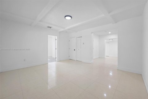 Villa ou maison à louer à Miami Shores, Floride: 3 chambres № 1933318 - photo 3