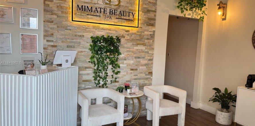 Immobilier commercial à Miami, Floride № 1845888