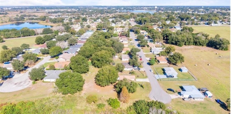 Terreno en Haines City, Florida № 2147952
