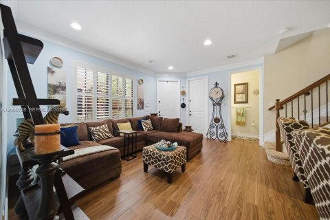 Adosado en venta en Plantation, Florida, 3 dormitorios, 185.06 m2 № 2065297 - foto 4