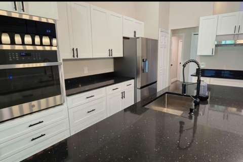 House in Ocoee, Florida 5 bedrooms, 189.43 sq.m. № 1775688 - photo 8
