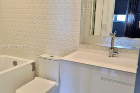 Copropriété à louer à Hollywood, Floride: 1 chambre, 103.4 m2 № 2155954 - photo 11