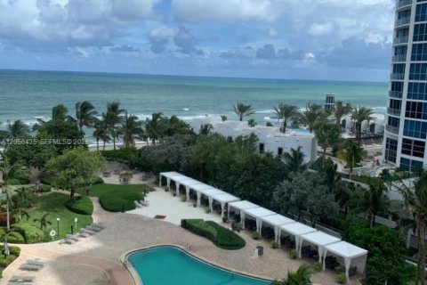 Copropriété à louer à Hollywood, Floride: 1 chambre, 103.4 m2 № 2155954 - photo 27