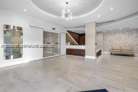 Copropriété à louer à Hollywood, Floride: 1 chambre, 103.4 m2 № 2155954 - photo 22