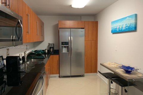Copropriété à louer à Hollywood, Floride: 1 chambre, 103.4 m2 № 2155954 - photo 5