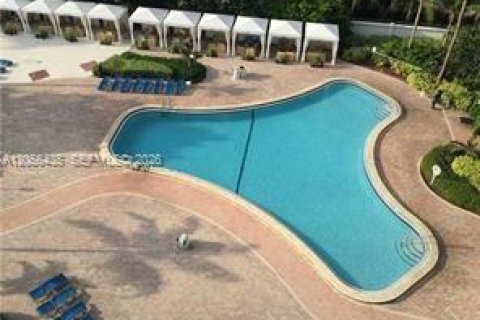 Copropriété à louer à Hollywood, Floride: 1 chambre, 103.4 m2 № 2155954 - photo 24