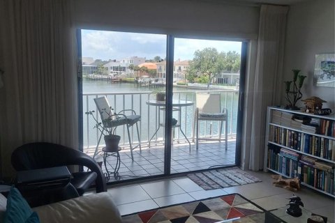 Copropriété à vendre à Saint Petersburg, Floride: 2 chambres, 103.12 m2 № 1838808 - photo 19