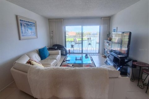 Copropriété à vendre à Saint Petersburg, Floride: 2 chambres, 103.12 m2 № 1838808 - photo 18