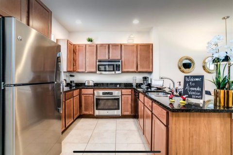 Townhouse in Kissimmee, Florida 2 bedrooms, 125.42 sq.m. № 1590560 - photo 12