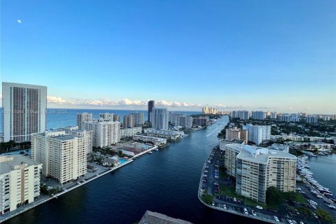 Copropriété à louer à Hallandale Beach, Floride: 2 chambres, 95.69 m2 № 1698273 - photo 20