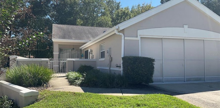 Appartement à Ocala, Floride 2 chambres, 135.82 m2 № 2418556