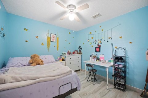 House in Lakeland, Florida 4 bedrooms, 116.87 sq.m. № 1885694 - photo 16