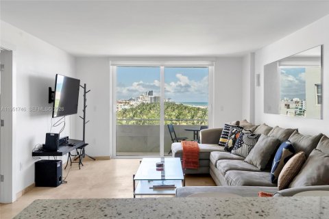 Condo in Miami Beach, Florida, 1 bedroom  № 2052924 - photo 9