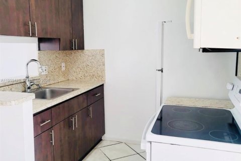 Copropriété à louer à West Palm Beach, Floride: 1 chambre, 74.32 m2 № 2010972 - photo 12