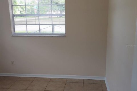 Casa en alquiler en Deltona, Florida, 2 dormitorios, 85.47 m2 № 1919700 - foto 10