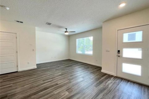 Adosado en venta en Longwood, Florida, 3 dormitorios, 138.24 m2 № 2156911 - foto 5