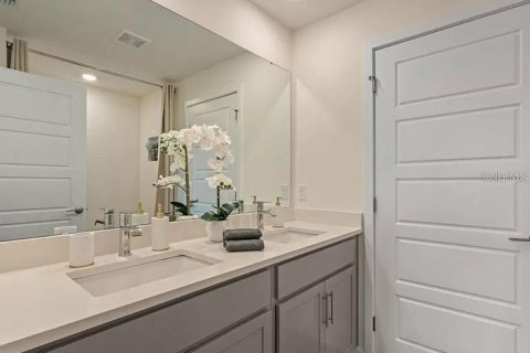 Adosado en venta en Longwood, Florida, 3 dormitorios, 138.24 m2 № 2156911 - foto 3