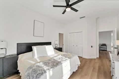 House in Bradenton, Florida 2 bedrooms, 160.72 sq.m. № 1542762 - photo 18