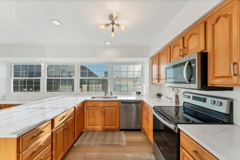 House in Bradenton, Florida 2 bedrooms, 160.72 sq.m. № 1542762 - photo 11