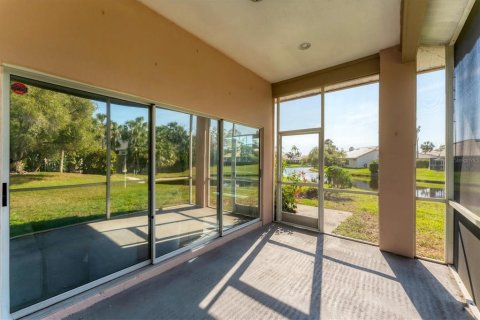 House in Bradenton, Florida 2 bedrooms, 160.72 sq.m. № 1542762 - photo 24