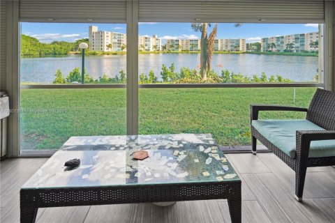 Condominio en venta en Dania Beach, Florida, 2 dormitorios, 110.55 m2 № 1748935 - foto 3