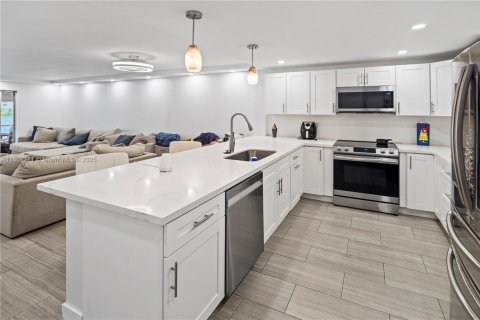Condominio en venta en Dania Beach, Florida, 2 dormitorios, 110.55 m2 № 1748935 - foto 4