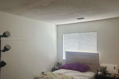 Condo in Tampa, Florida, 2 bedrooms  № 2002664 - photo 6