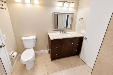 Touwnhouse à louer à Miami, Floride: 2 chambres, 92.9 m2 № 2388480 - photo 8
