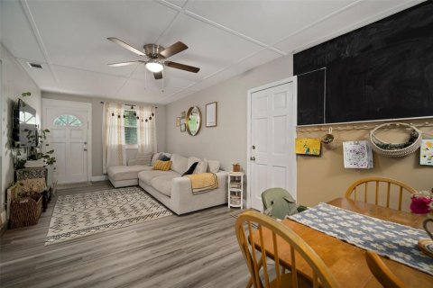 Casa en venta en Saint Petersburg, Florida, 3 dormitorios, 110 m2 № 1608188 - foto 15