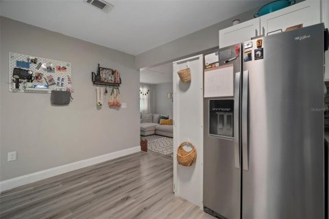 Casa en venta en Saint Petersburg, Florida, 3 dormitorios, 110 m2 № 1608188 - foto 27