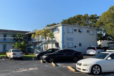 Condominio en venta en Hollywood, Florida, 1 dormitorio, 57.6 m2 № 1704565 - foto 16