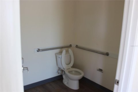 Commercial property in Holiday, Florida 500.74 sq.m. № 2101686 - photo 11