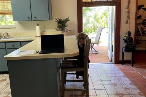 House in Edgewater, Florida 4 bedrooms, 199.55 sq.m. № 2115511 - photo 11