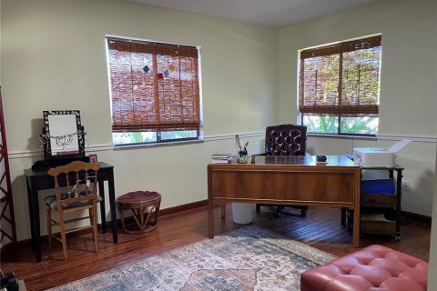 House in Edgewater, Florida 4 bedrooms, 199.55 sq.m. № 2115511 - photo 20