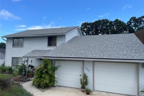 House in Edgewater, Florida 4 bedrooms, 199.55 sq.m. № 2115511