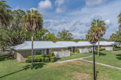 Condo in Crystal River, Florida, 2 bedrooms  № 2363312